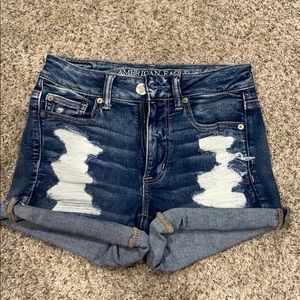 high-waisted denim jean shorts